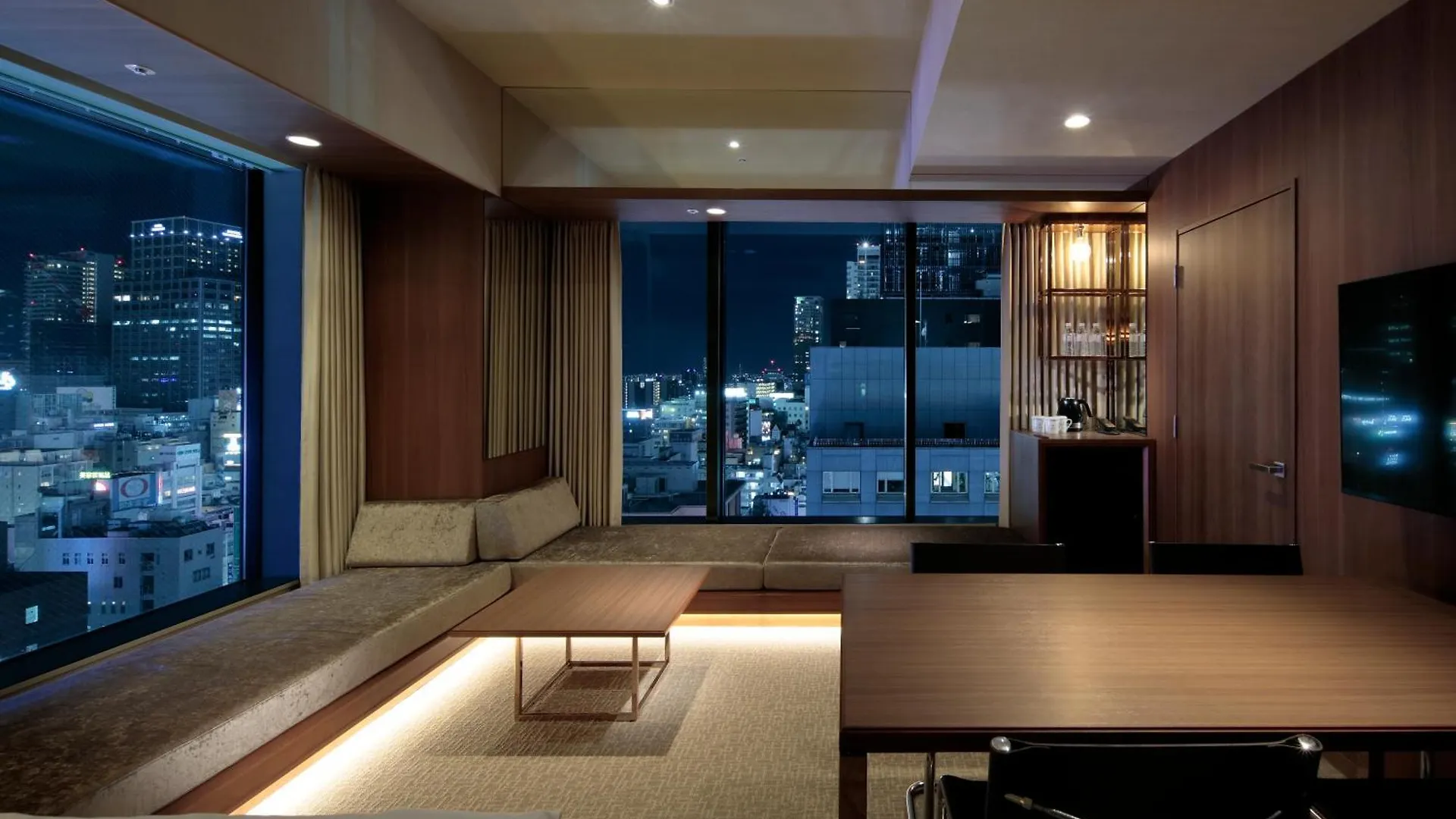 Candeo Hotels Osaka Shinsaibashi 4*,