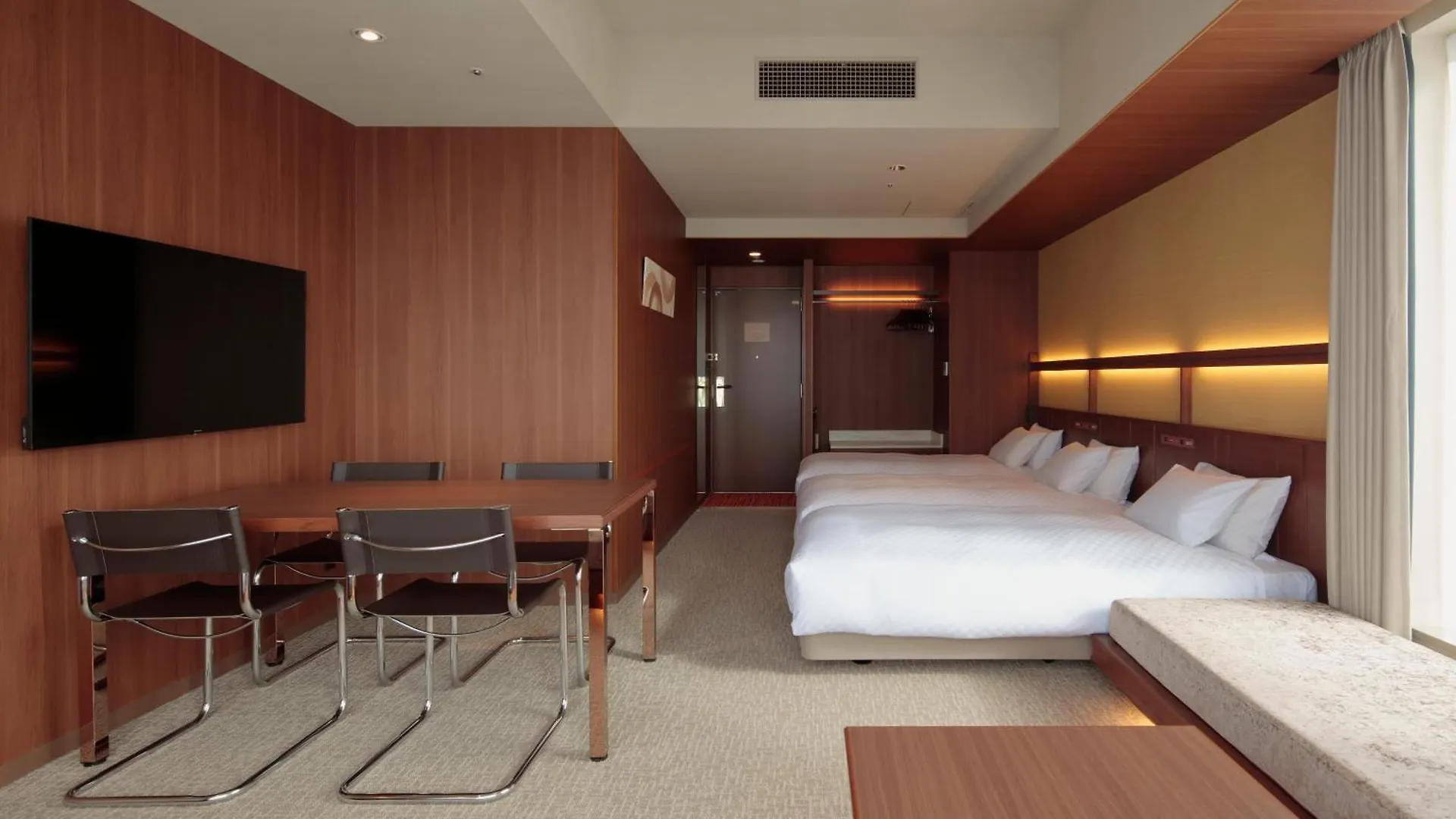 Candeo Hotels Osaka Shinsaibashi 4*,