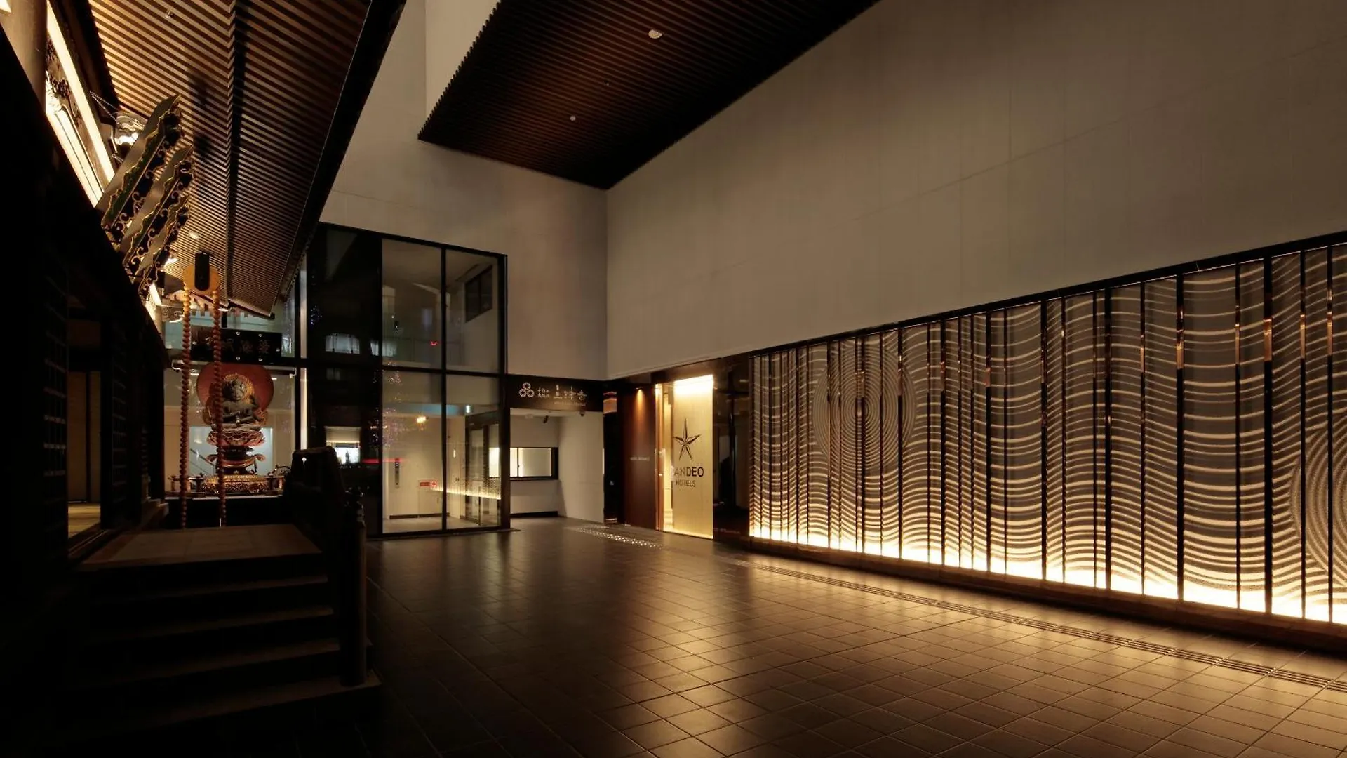 Candeo Hotels Osaka Shinsaibashi