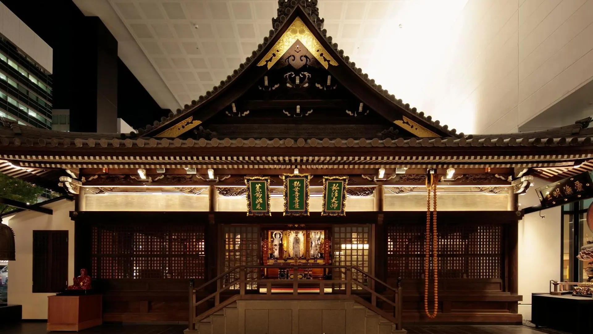 Candeo Hotels Osaka Shinsaibashi